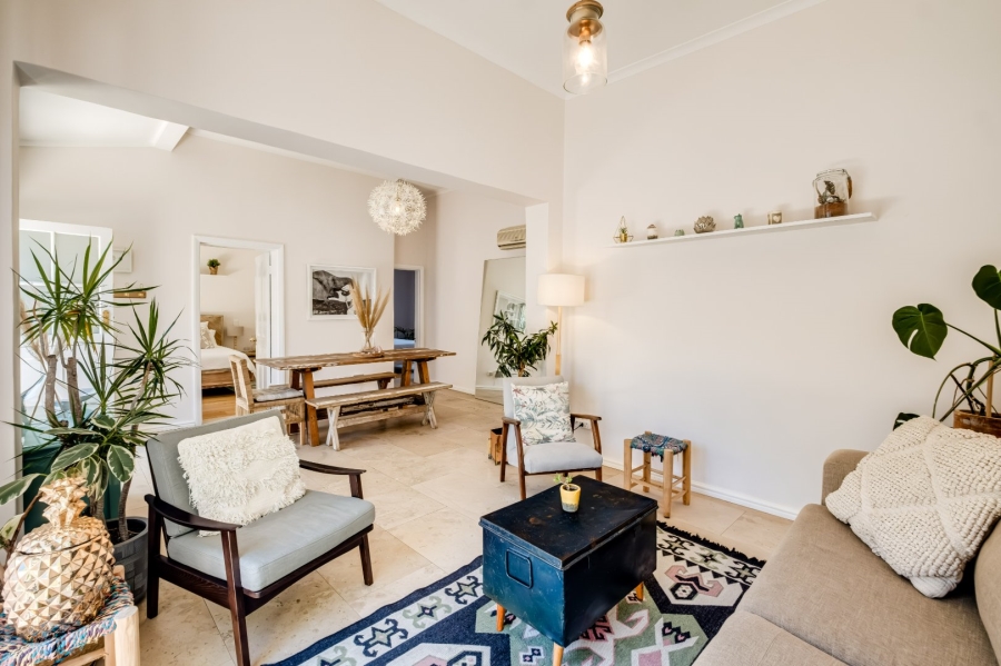To Let 2 Bedroom Property for Rent in Gardens Western Cape